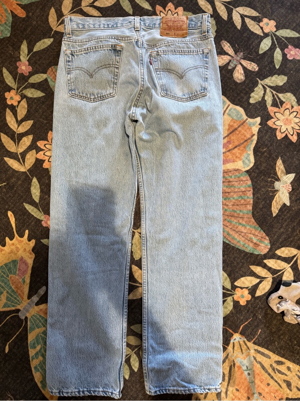 Vintage Light wash 501 Levi’s - Picture 3 of 6